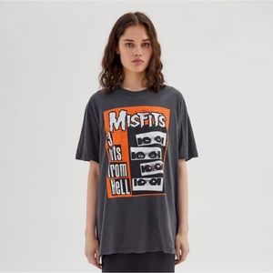 NEW WITH TAGS MISFITS TSHIRT
